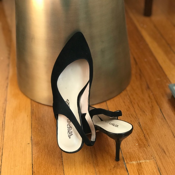 Elche black high heels with asymmetric toe - Picture 3 of 5